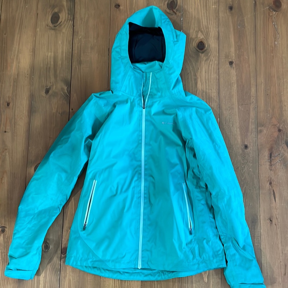 Columbia Womens rain jacket